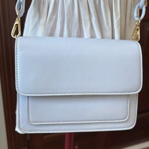 Accessorize Crossbody bag small Shoulder bag  wide strap/acrylic chain 3 Compart